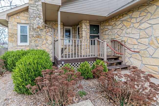 Building Photo - Please View 3D Virtual Walk-Through Before Scheduling a Showing