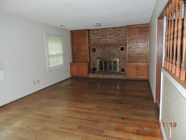 Building Photo - 102 Epworth Dr