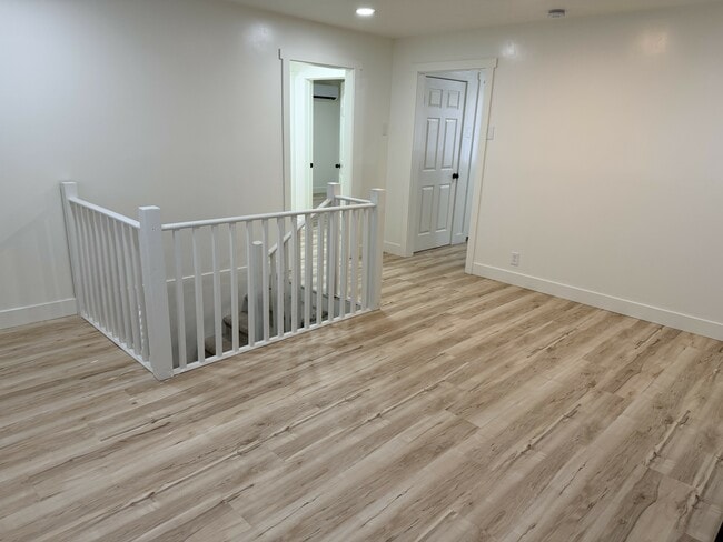 Building Photo - 208 Ogden Canyon Rd