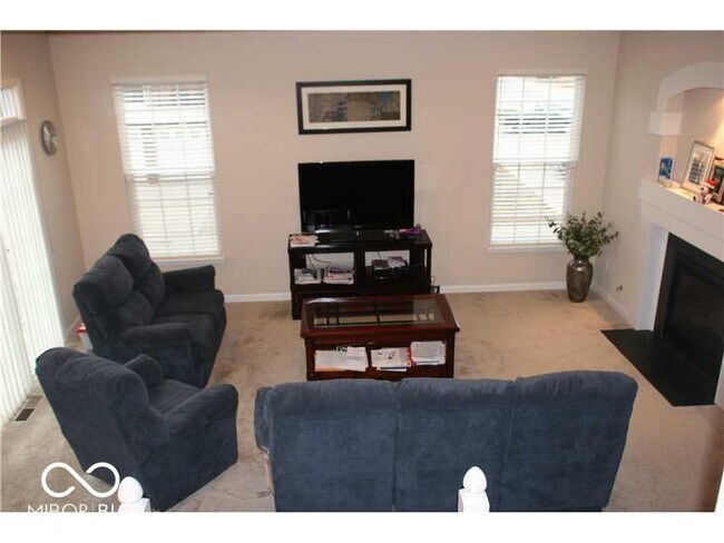 Building Photo - 11900 Riley Dr