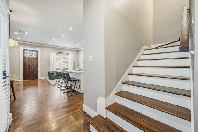 Building Photo - 1006 Enid St