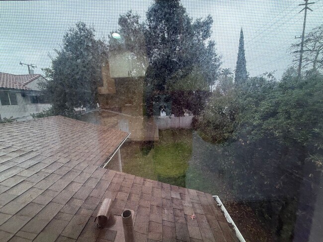 Building Photo - 1630Lynd