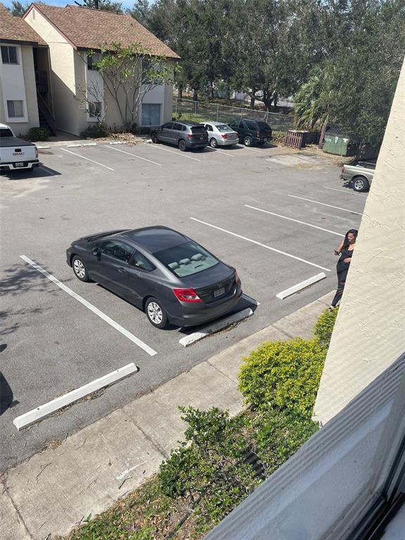 Building Photo - 2725 Hidden Lake Blvd