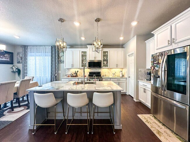 Building Photo - Meadowlark serene 4bd retreat