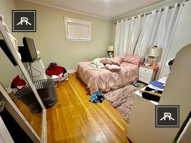 Building Photo - 3 bedroom in Brighton MA 02135
