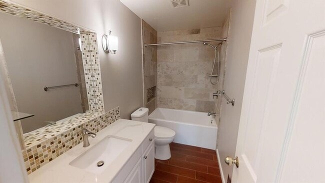 Building Photo - 292 Sandrock Ct