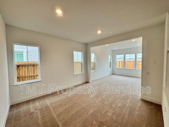 Building Photo - 10315 Marama Wy