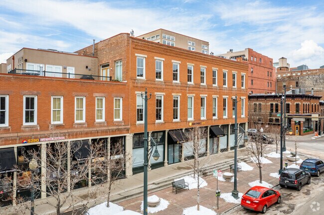 Southeast Corner - John Deere Loft Building