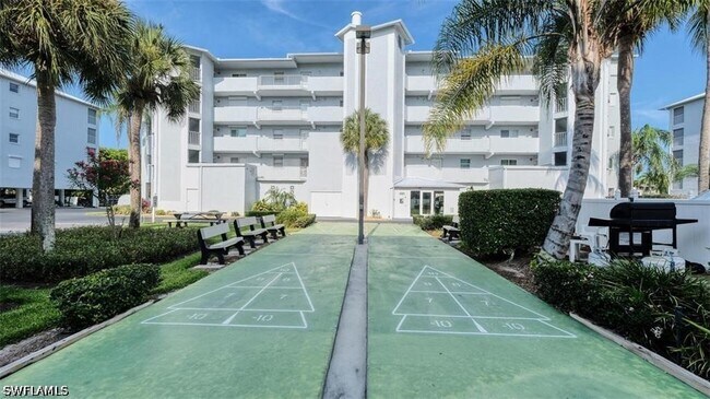 Building Photo - 4531 Bay Beach Ln