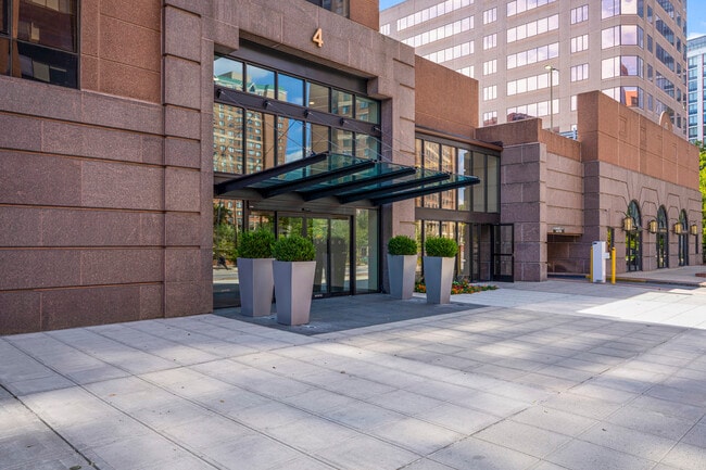 Primary Photo - 4 Martine Ave