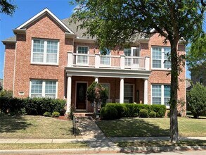 Building Photo - 1803 E Branch Hollow Dr