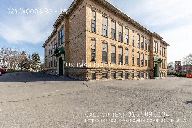 Building Photo - 324 Woods Rd
