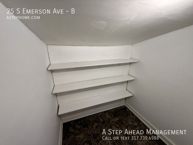 Building Photo - 25 S Emerson Ave