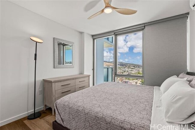 Building Photo - Fully furnished 1 bedroom w/ parking at The Park on Keeaumoku