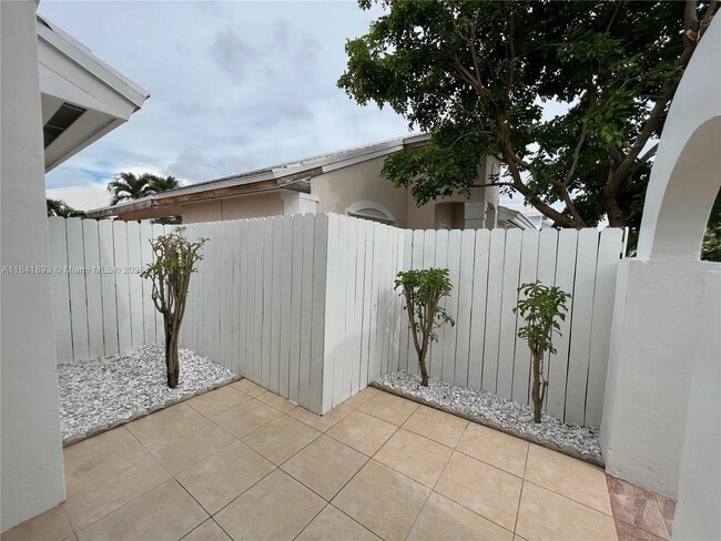 Building Photo - 11341 SW 63rd Terrace