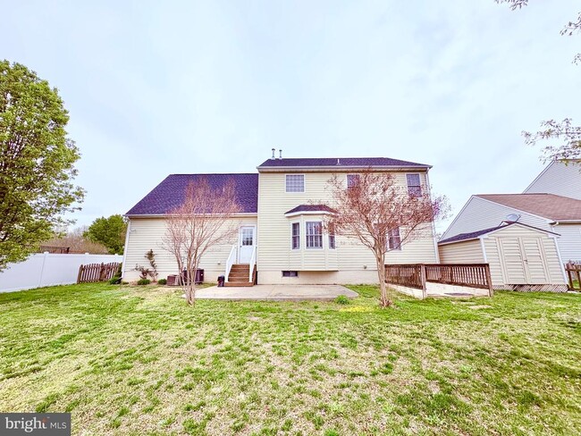 Building Photo - 39 Wild Rose Dr