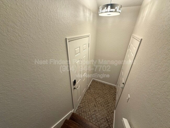 Building Photo - 8539 Gate Pkwy W