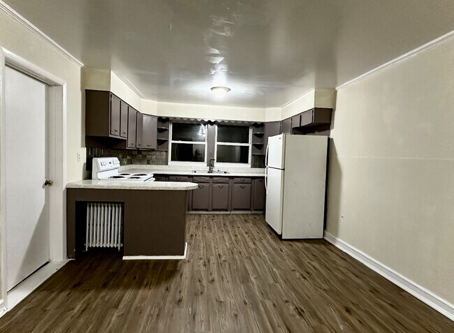 Building Photo - 2704 NY-199