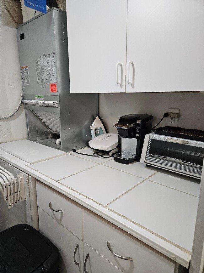 Building Photo - 105 Lake Pine Cir