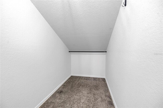 Building Photo - 9613 Tara Cay Ct