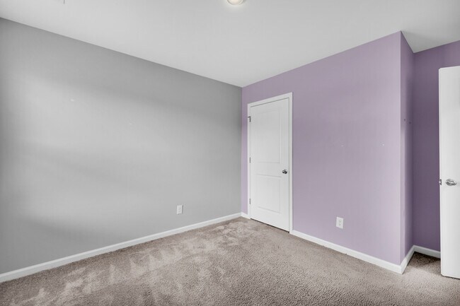 Building Photo - 233 Caribbean Village Dr