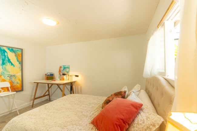 Building Photo - 34458 Camino El Molino