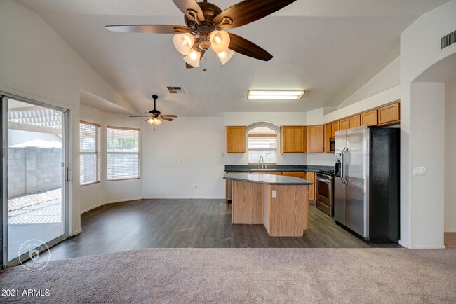 Building Photo - 2697 S 156th Dr