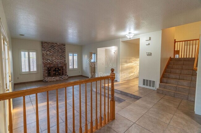Building Photo - 9566 Scarboro Pl