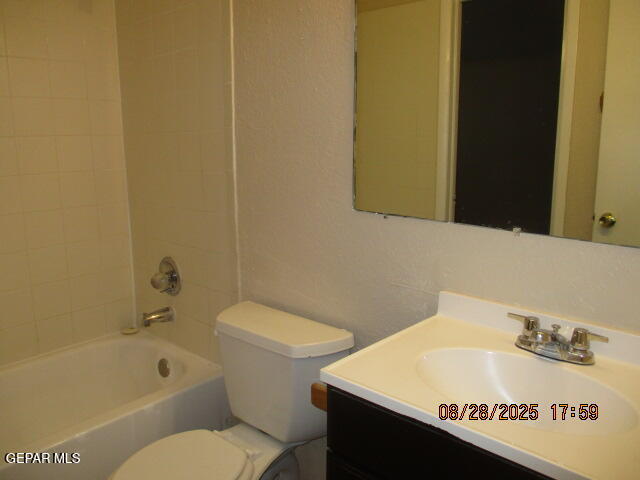 Building Photo - 946 Montera Rd