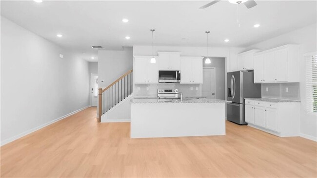 Building Photo - 371 Lanier Cir
