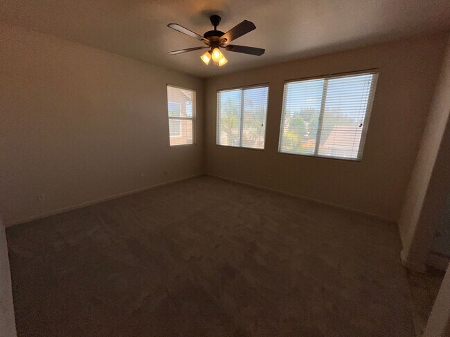Building Photo - 5 Bed | 3.5 Bath | 2368 SF | 2 Car garage | Two Story | Tenant pays $175 for WS&G