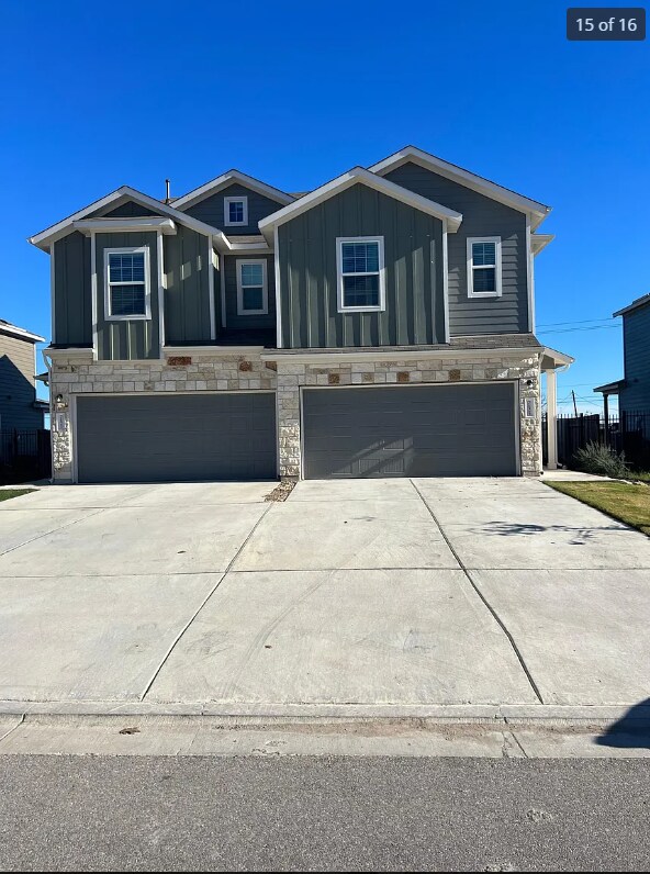 Building Photo - 7125 Spotted Leaf Wy