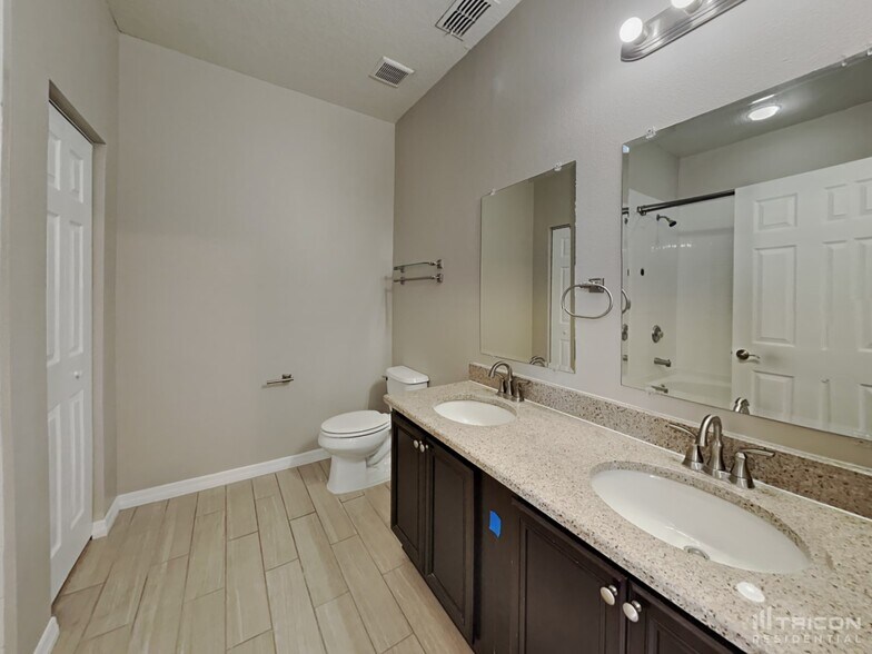 Building Photo - 4044 Festival Pointe Blvd