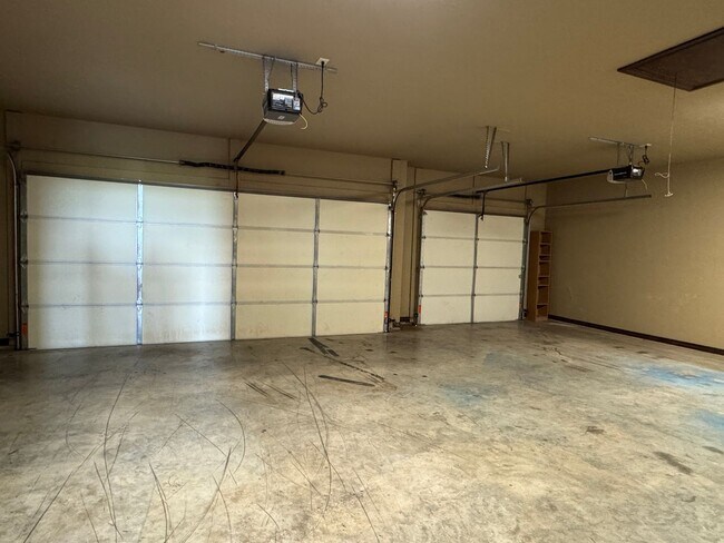 Building Photo - 8294 SE 90th St