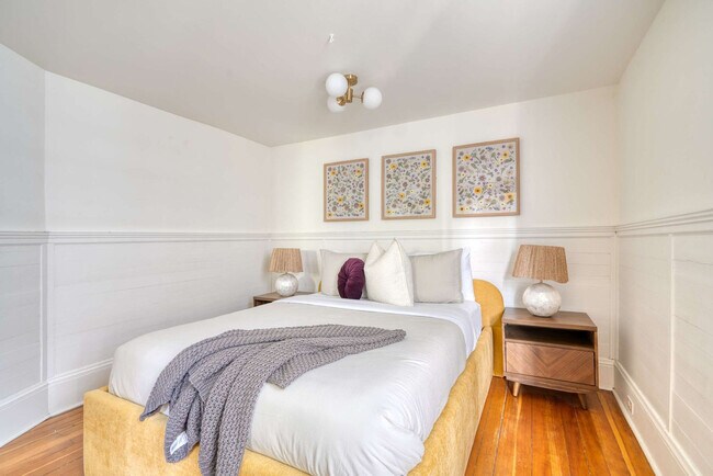 Building Photo - 1235 N Prescott St