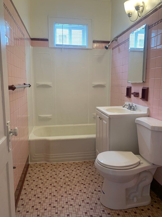 Building Photo - 51-53 KREISEL TER AMSTERDAM, NY 12010