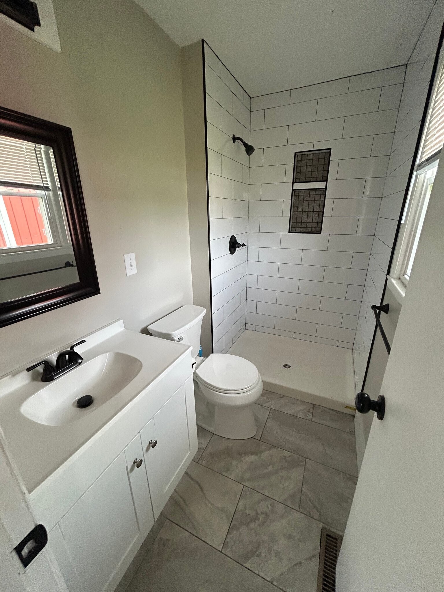 Building Photo - 147 Riddleton Cir