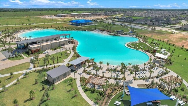 Building Photo - 2216 Inglenook Grv Dr