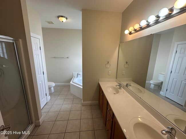 Building Photo - 4911 Alamance Dr