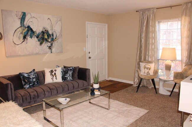 Building Photo - Park at Forestdale