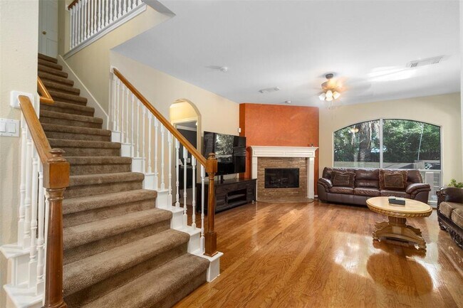 Building Photo - 5803 Song Ridge Ct
