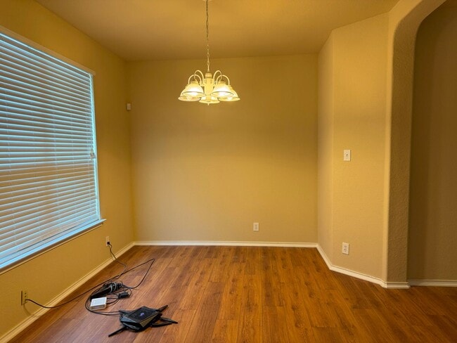 Building Photo - 2656 Pillory Pointe