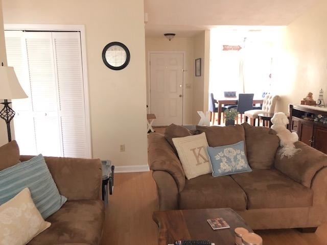 Building Photo - 8736 Minnow Creek Dr