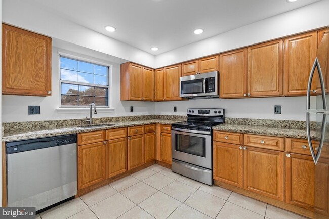 Building Photo - 3669 Stewart Ln