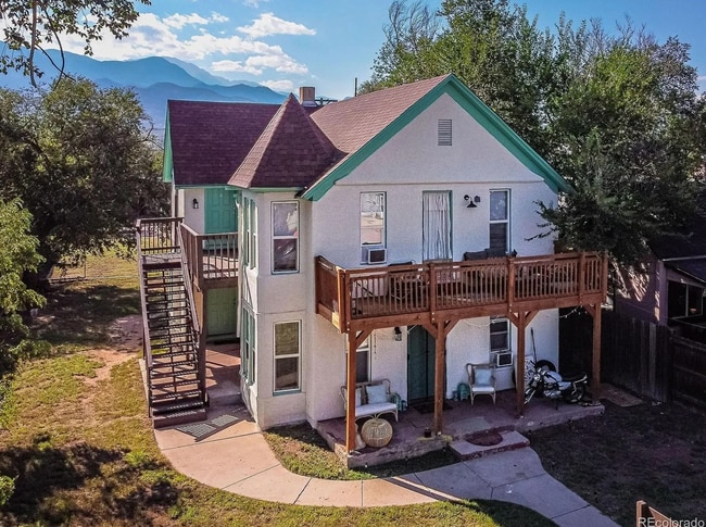 Building Photo - Spacious Studio Apartment Ready to be your...