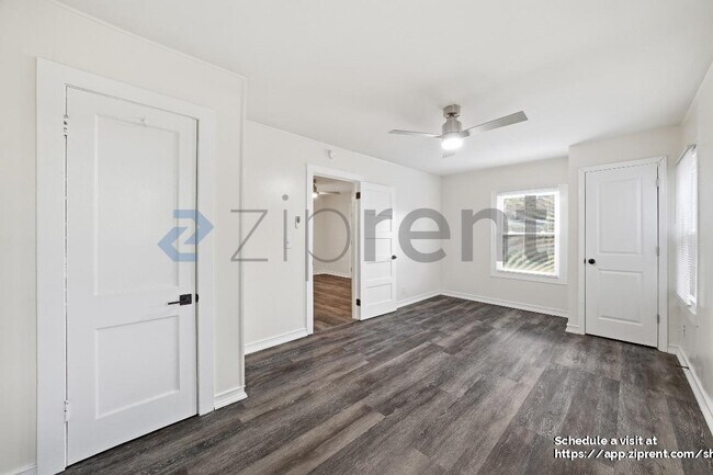 Building Photo - 684 Central Ave