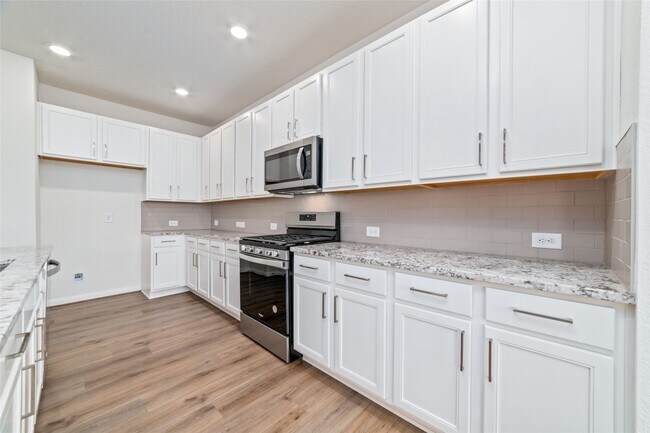 Building Photo - 7731 Coral Ky Dr