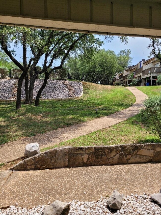 Building Photo - 501 Highlands Blvd
