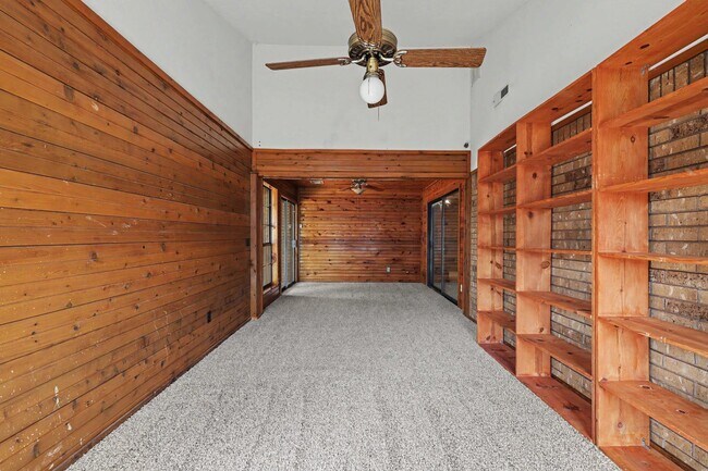 Building Photo - 3801 Western Heights Ave