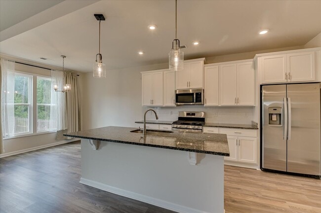 Building Photo - 6370 Whirlaway Rd